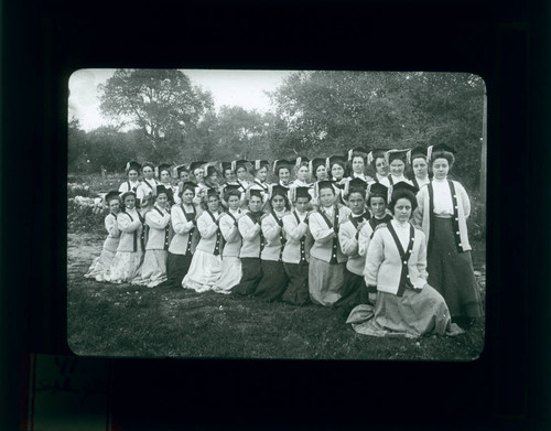 Pomona College class of 1911 women