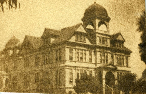 Holmes Hall, Pomona College