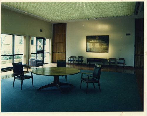 Bauer Center interior, Claremont McKenna College