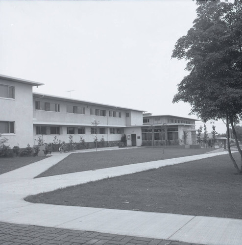 Berger Hall, Claremont McKenna College