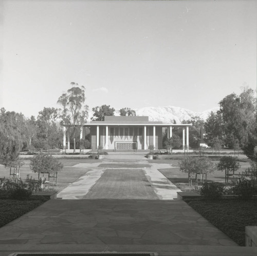 Mount Baldy behind Garrison Theater, Scripps College