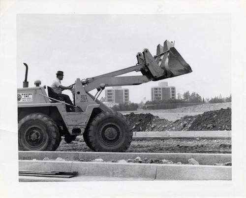 Bauer Center construction, Claremont McKenna College