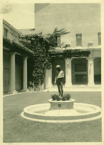 Lebus Courtyard statue, Pomona College