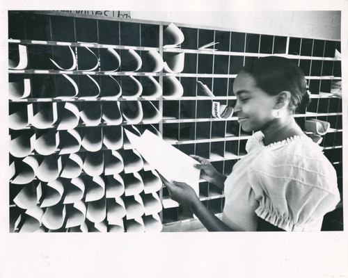 Mailroom, Pitzer College