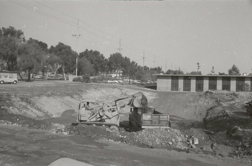 Marks Hall construction, Harvey Mudd College