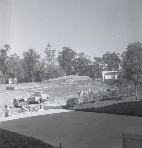 McAlister Center construction site, Claremont Univeristy Consortium