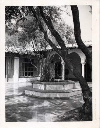 Olive Court, Scripps College