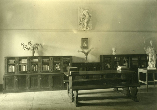 Carnegie Hall Library Westergaard Memorial Art Room, Pomona College