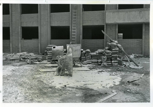 Pitzer College under Construction