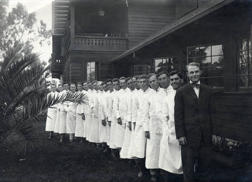 Waiters' Union, Pomona College