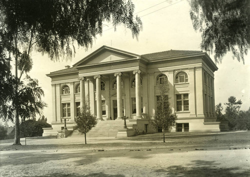 Carnegie Hall Library, Pomona College