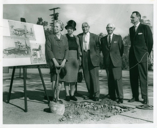 Pitzer Hall groundbreaking, Claremont McKenna College