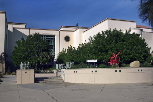 Entrance of the Honnold Mudd Library, Claremont University Consortium