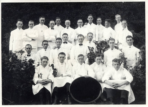 Waiters' Union, Pomona College