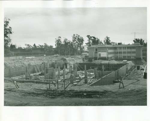 Sprague Library Construction, Harvey Mudd College