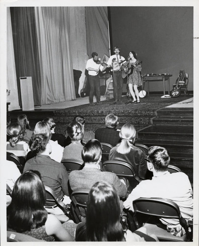 String trio, Scripps College