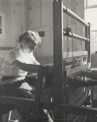 Student with loom, Scripps College