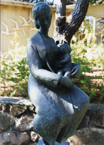 Statue of nursing woman, Scripps College