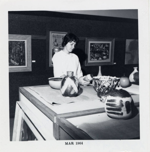 Art student with ceramics, Scripps College