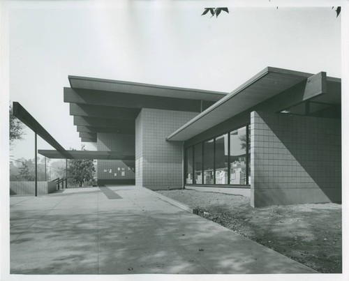 Huntley Bookstore entrance, Claremont University Consortium