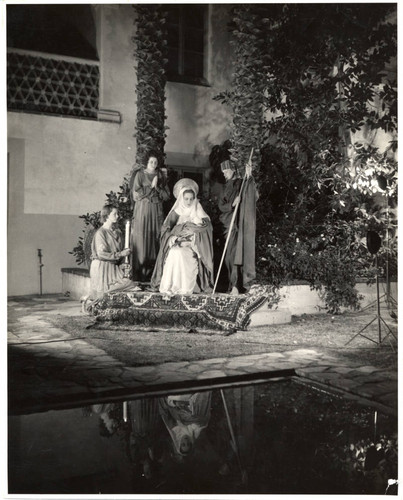 Christmas Tableau, Scripps College