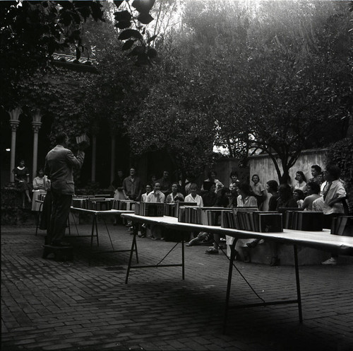 Book sale in Valencia Court, Scripps College