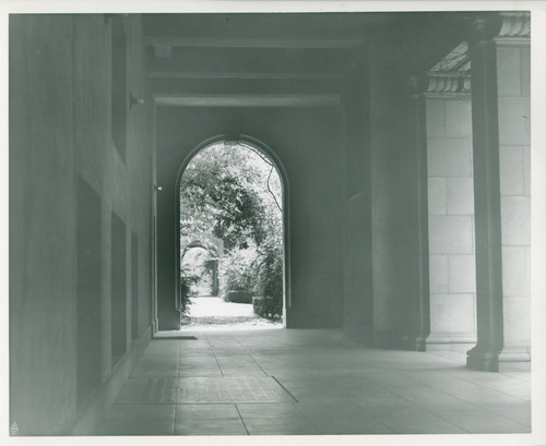 Sumner Hall arcade, Pomona College