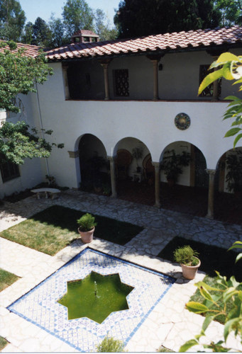 Star Court, Scripps College