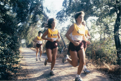 Women runners, Claremont McKenna College