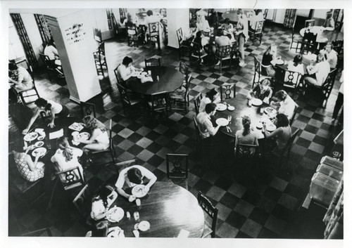 Grace Scripps Clark Hall dining room, Scripps College