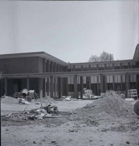 Kingston Hall construction, Harvey Mudd College