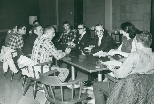 Student Court, Harvey Mudd College