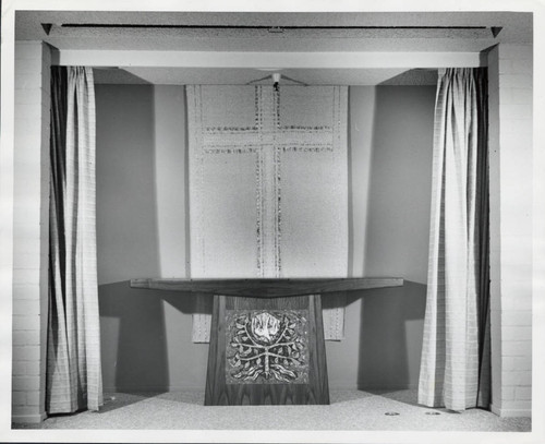 Altar, Scripps College