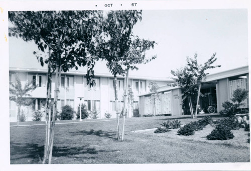 Holden Hall, Pitzer College