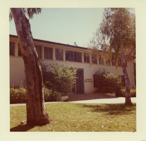 Pitzer Hall, Claremont McKenna College