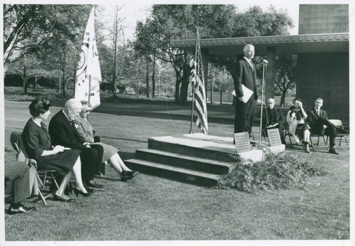 Kingston Hall and Thomas-Garrett Hall building dedication, Harvey Mudd College