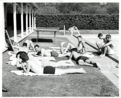 Students sunbathing, Harvey Mudd College