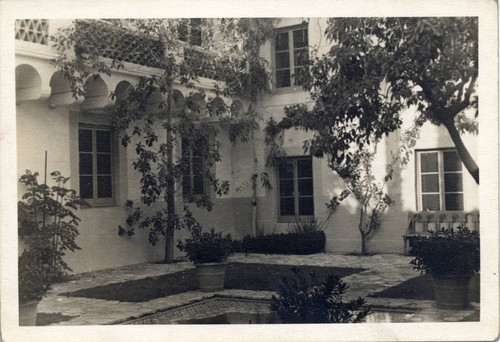 Star Court, Scripps College