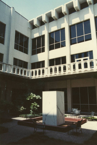 Seeley W. Mudd Library courtyard