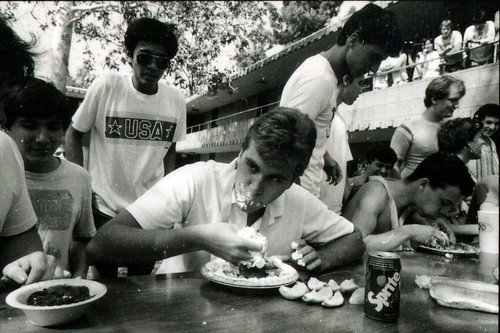 Pie eating contest, Harvey Mudd College