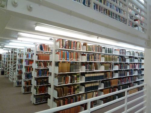 Book stacks inside the Honnold Mudd Library, Claremont University Consortium