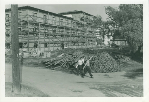 Construction of Mudd/Blaisdell Hall, Pomona College