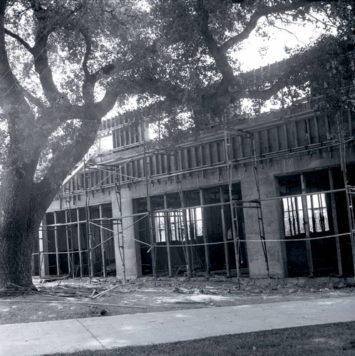 Pitzer Hall under Construction, Claremont McKenna College