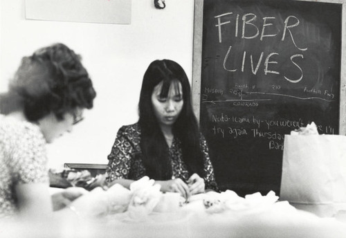 Students in textiles class, Scripps College