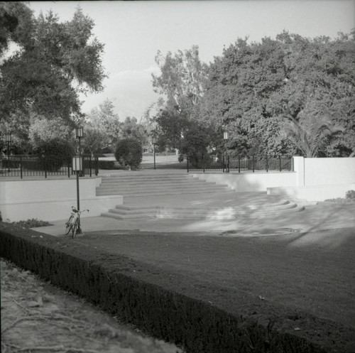 Bowling Green Lawn