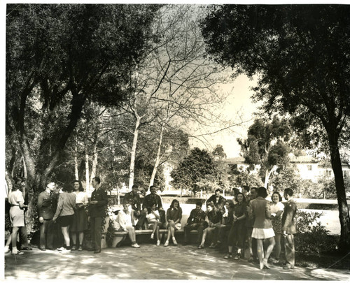 Scripps College students and Army men