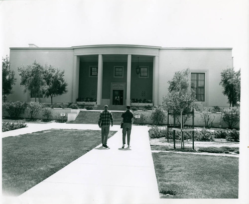 Honnold Library, Claremont University Consortium