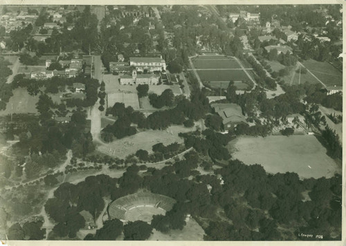 Pomona College campus, Pomona College