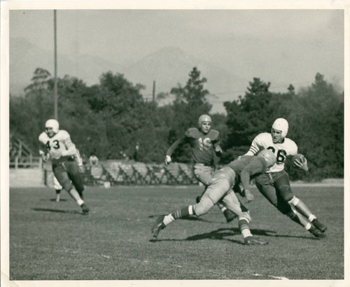 Football game, Claremont McKenna College