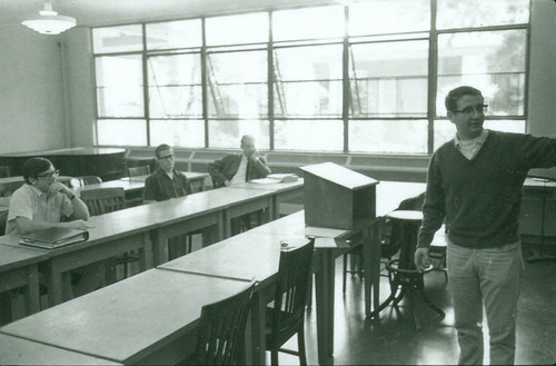 Students in class, Claremont McKenna College